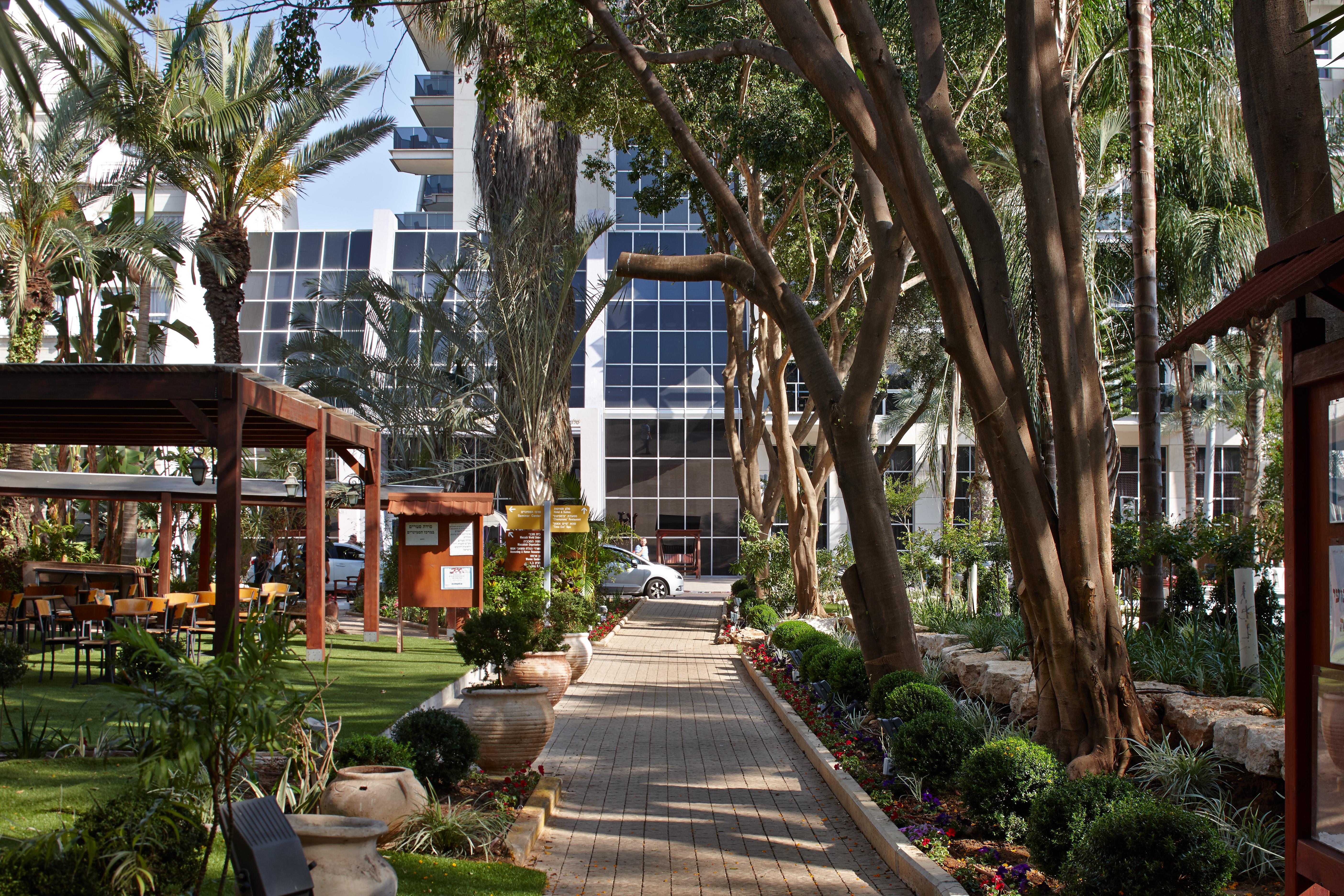 Kfar Maccabiah Business & Sport Hotel Ramat Gan Exterior photo